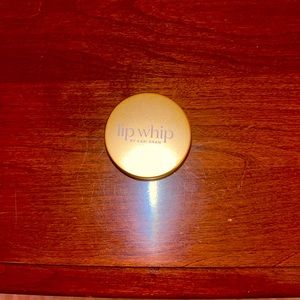 Kari Gran Shimmer Lip Whip